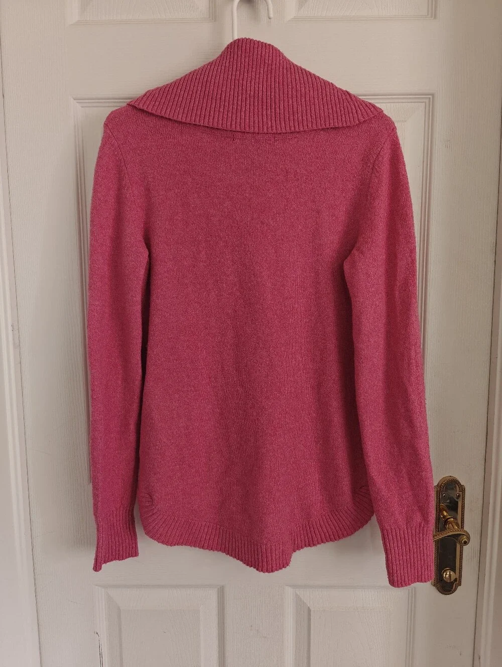 TAHARI Scoop Turtle Neck Sweater - Picture 4 of 5